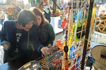 Производство украшений из стекла Мастерская Стекла www.glassstudio.ru